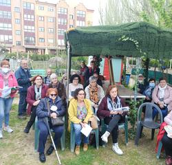 Poemas en la huerta dentro de la 6º  Semana cultural